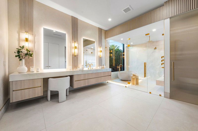 Frameless glass shower enclosure by RG Glass