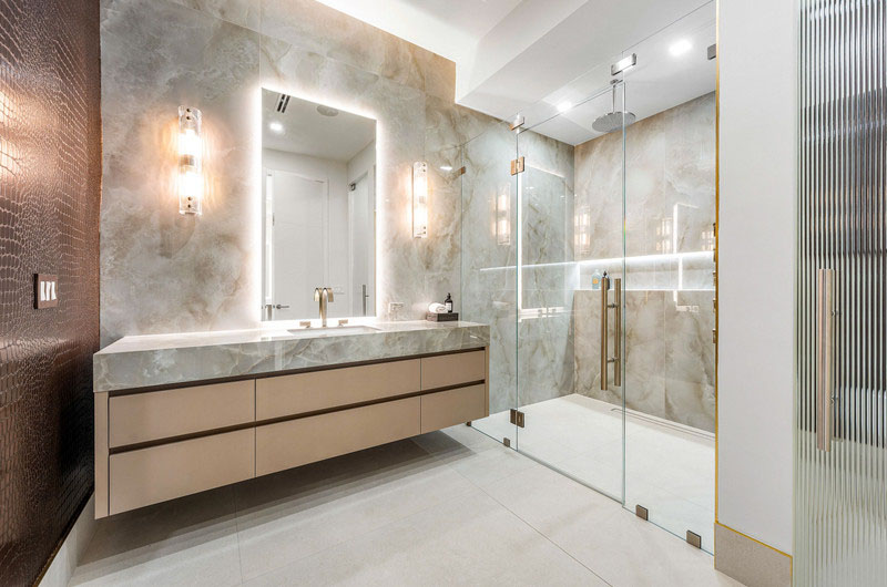 Frameless glass shower enclosure with low-iron glass by RG Glass